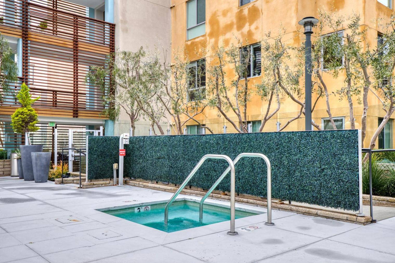 Playa Vista 1br W Pool Gym Lounge Wd Nr 405 Lax-1024